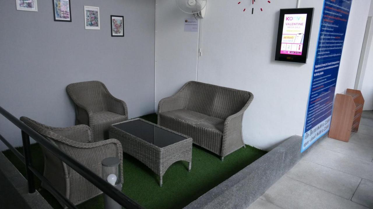 Sundowner Sukhumvit Apartment Bangkok Exterior photo